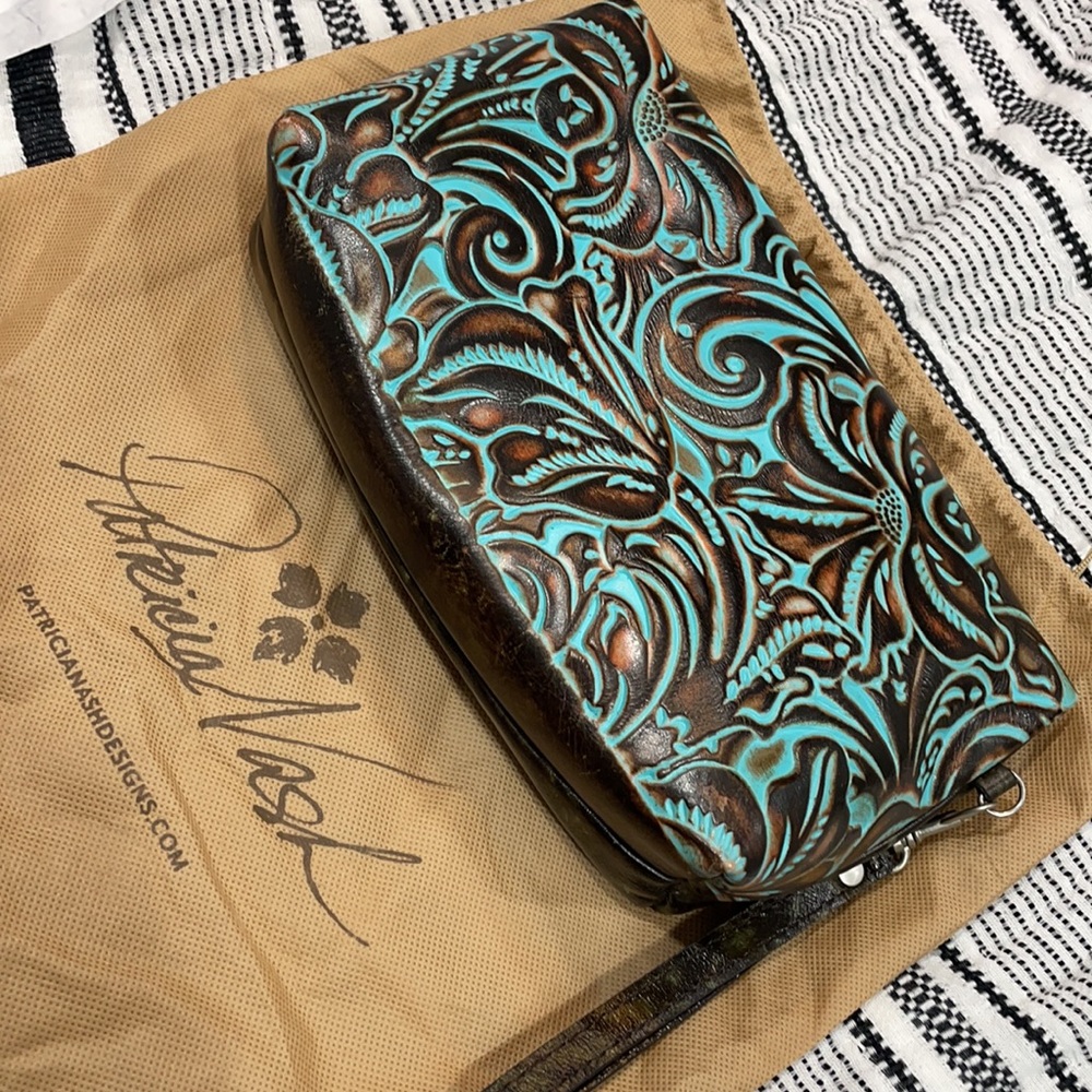 patricia nash foldover clutch, turquoise - used once, Fabulous condition